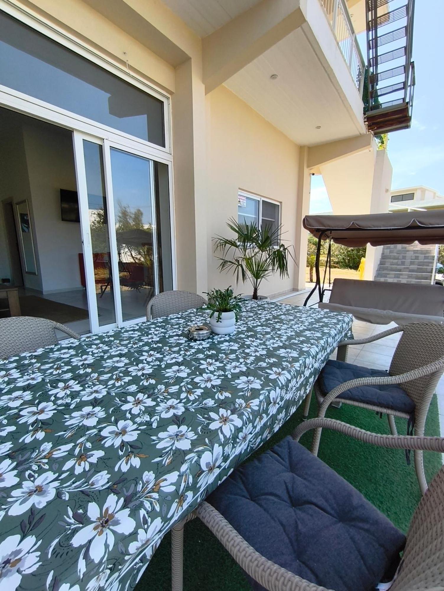 Spacious Beach House Theologos Экстерьер фото